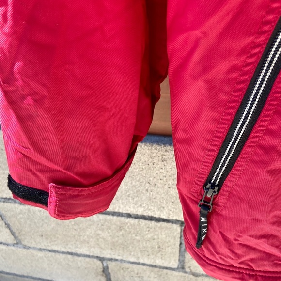 Nike nylon shell jacket - Picture 3 of 6